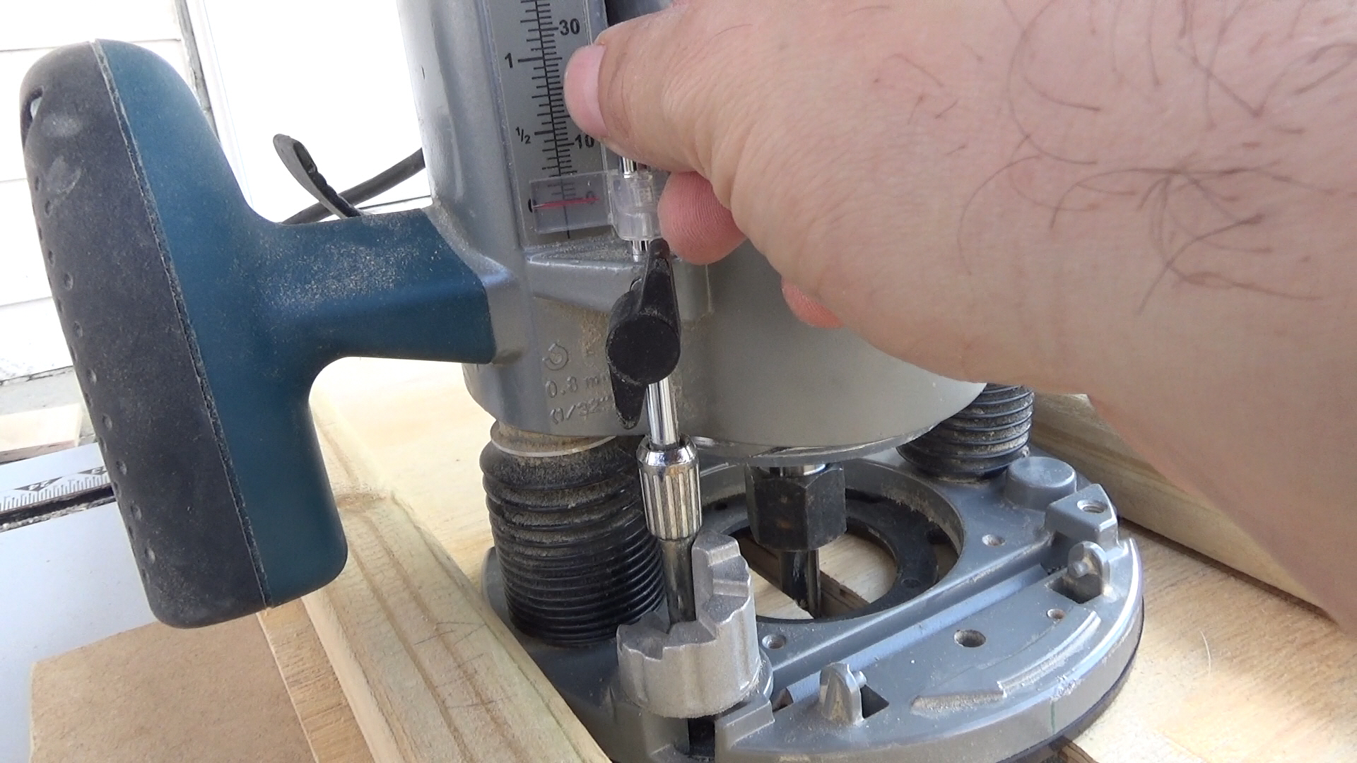 Depth turret turned and rod zeroed