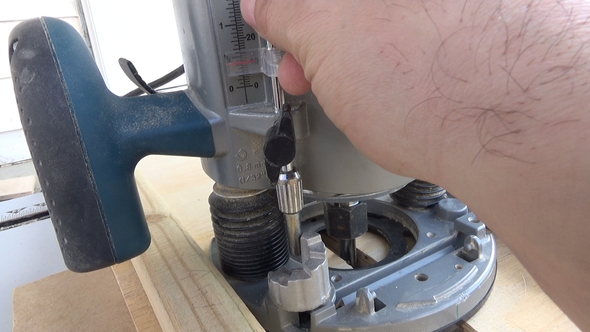 Lock depth rod